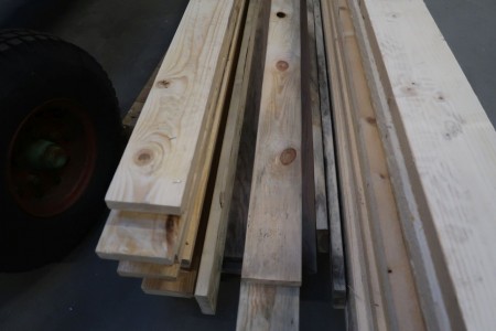 25 pcs. planed boards