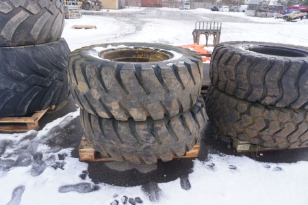 2 pcs. Machine tires