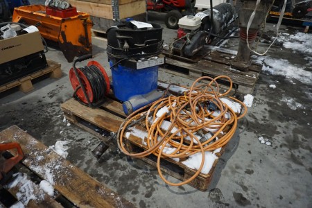 Industrial vacuum cleaner, cable drum + gas burners