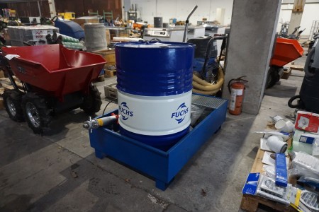 Ölauffangbehälter, inkl. ca. 100 Liter Hydrauliköl
