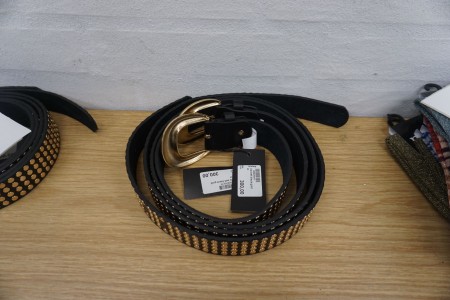 2 pcs. belts, Qnuz