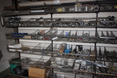 4 span wire shelving, double, containing pipe fittings, etc. + Various tubes