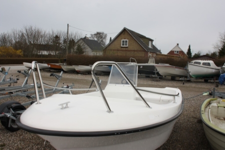 Used power boat, Crescent 506