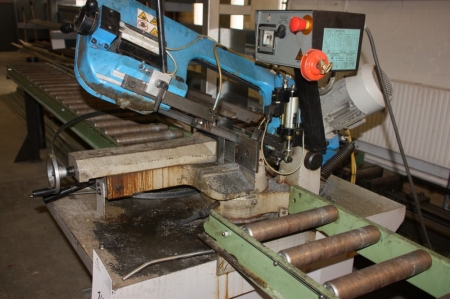Metal Band Saw, Ultra, type TR 240, year 2001. Inlet approx. 2 m and outlet  approx. 3 meters
