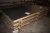 Plader på gulv, 2 pakker 1,25 x 1500 x 3000 mm DX51D+Z275MA + 2 paller med restplader. Anslået vægt: 4000 kg