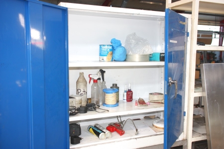 Tool cabinet with content + 2 steel shelving + stainless steel table with sink + fuel tank for motorcycle, bicycle wheels, etc.
