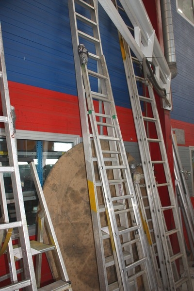 3 aluminum ladders