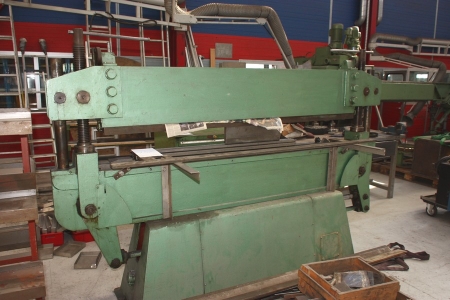 Folding machine, Hansen Press, working width approx. 2100 mm + pallet with bending tool