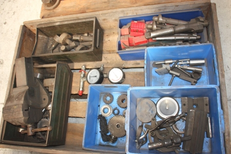 Pallet with various drills, reamers, gears, vise, clamping tool, etc.