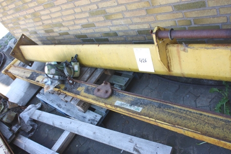 Pillar jib crane with pedestal, outlay approx. 3600 mm. Column about. 2350 mm to fitting. Power hoist, Stahl, 300 kg. Trolley