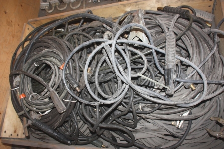 Pallet with welding cables