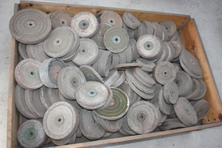 Pallet with polishing discs