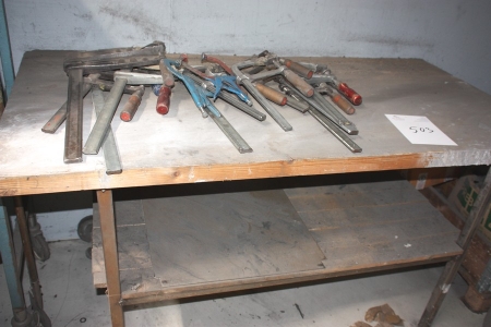 Work table, approx. 1750 x 900 mm + miscellaneous clamps