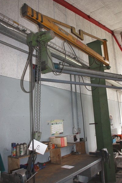 Pillar jib crane max, 1000 kg, outlay approx. 3000 mm, height to hook around. 2500mm + power hoist, Stahl, 600 kg