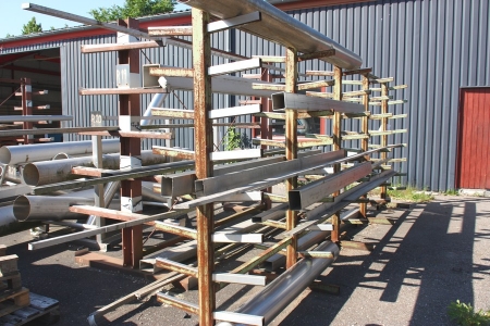2-sided cantilever racking, 8 branches, length approx. 6 feet, containing