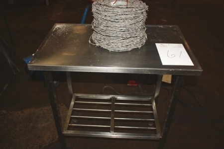 Rustfri stålbord, 80 x 50 cm, underhylde + rulle pigtråd, ubrugt