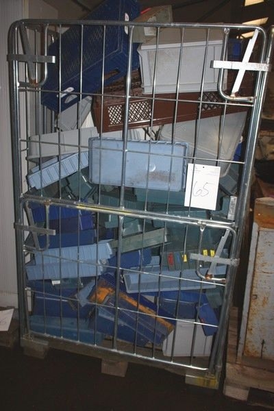 Various plastic boxes. Wire mesh pallet not included