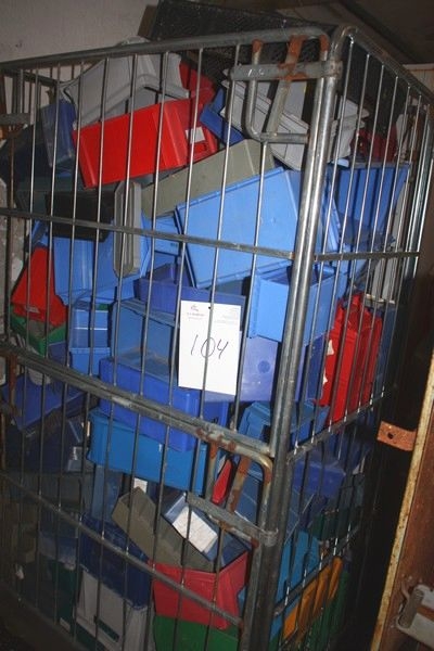 Plastic boxes, assortment boxes, app. qty 150. Wire mesh pallet not included