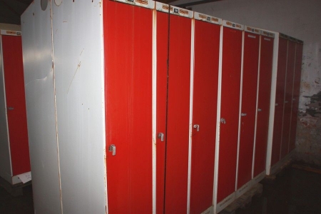 6 x 3-compartment locker
