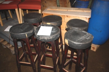 6 stools + dresser