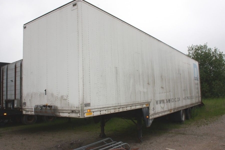 Trailer with fixed walls Heeze, type d27.646.2. 3 axles. T35000, L26900