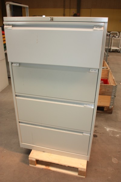 Double archive filing cabinet with 4 drawers and hanging files