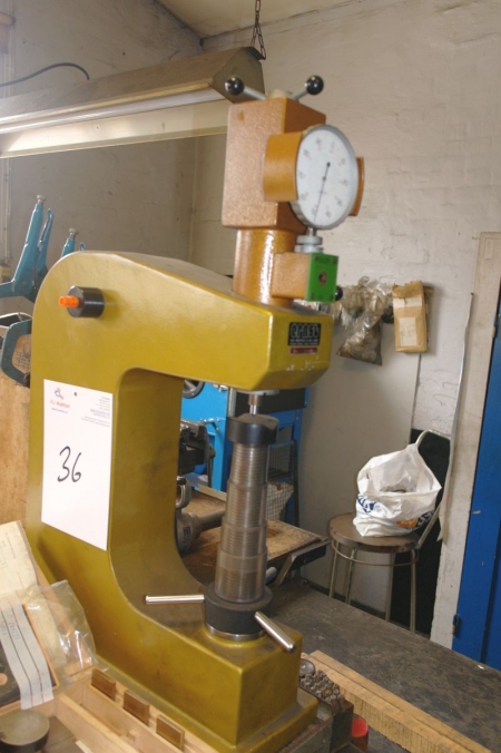 Hardness Tester, Ernst with accessories