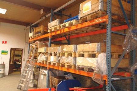 2 span pallet rack with 8 beams, 3 pallets per shelf. With content