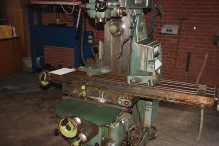 Milling machine, Sajo VRF 52M. Digital control, XYZ