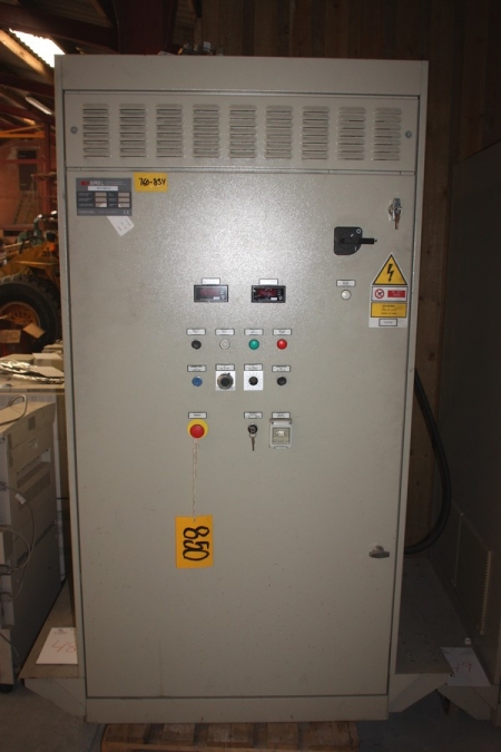 Power cabinet. Control; SAEL, 5500V 800 A. Rated Voltage: 400 V +6 / -10%. Rated current: 90 A. Interrupting capacity: 50 KA