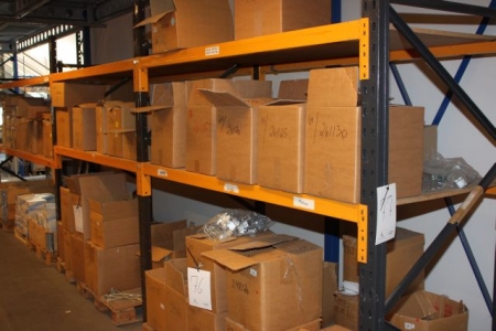 3 sections pallet racks