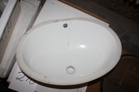 Håndvask, keramisk, hvid. Sottopiano Oval, ca. mål: 560 x 410 mm. Dybde ca. 210 mm. Underlimning