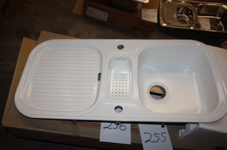 Stålvask, Teka, hvid emaljeret stål, underlimning, ca. 1000x480 mm