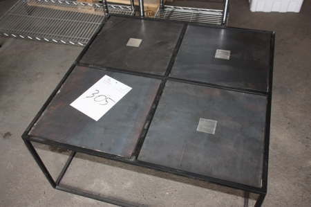 Sofabord, stål, med 4 plader