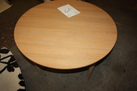 Coffee table, solid, ø 90 cm