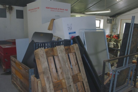 Large lot exhibition material + A-sign + various wooden boxes for exhibition etc.