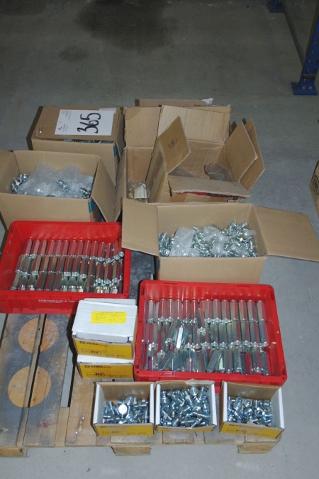 Pallet with various hydraulic fittings