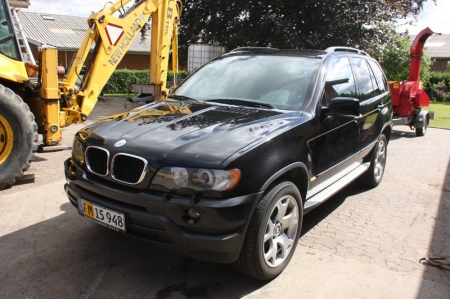 BMW X5 VAN. 3.0 diesel. Yellow plates. Approximately 234.000 km. Detachable hook. Tinted windows. Automatic transmission. 1st registration 12.12.2001. Next inspection on 30.12.2013. FM15948. Supplied without license plates