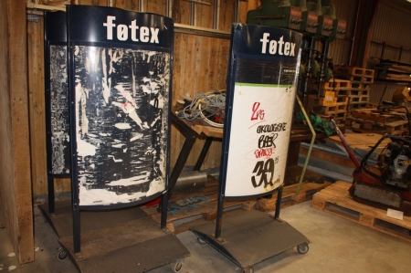 3 shop stands, portable (labeled Føtex)