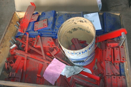 Pallet with spare parts for machines
