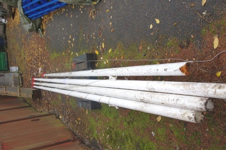 4 flagpoles of whiche one damaged. About 7 meters
