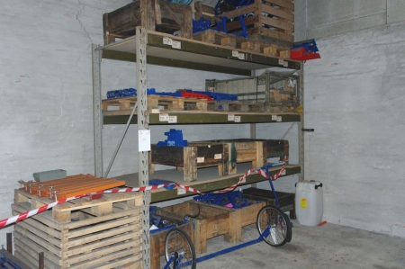 1 span pallet racking with parts for Seeding machine, etc.
