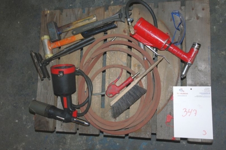 2 pallets of misc. hand and air tools