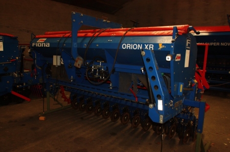 Seeding machine, Fiona Orion XR, 3.0 meters. Demo. Plates and land packages