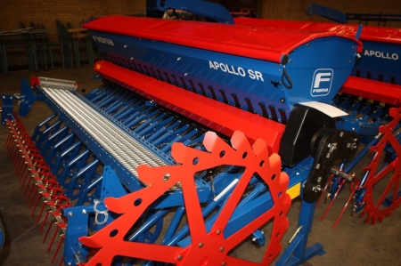Seeding machine, Fiona Apollo SR, 3.0 meters. Marker missing. Text updated 27. 09. 2013)