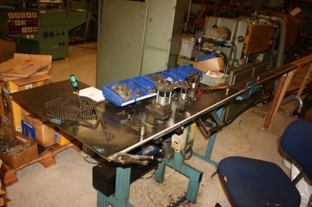Air Hydraulic chain assembly table