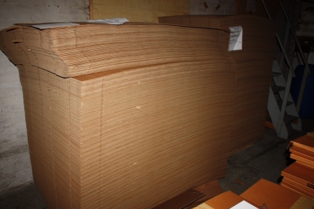 2 pallets cardboard