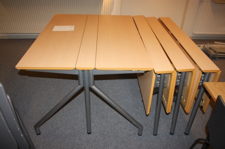 4 folding tables