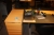 El-hæve/sænke skrivebord, Linak system + skuffesektion + kontorstol + køreunderlag + loftslampe