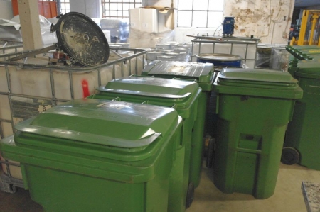 4 grønne affaldsspande